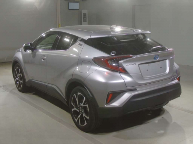 Import and buy TOYOTA C-HR 2017 from Japan to Nairobi, Kenya