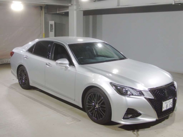 Import and buy TOYOTA CROWN 2017 from Japan to Nairobi, Kenya