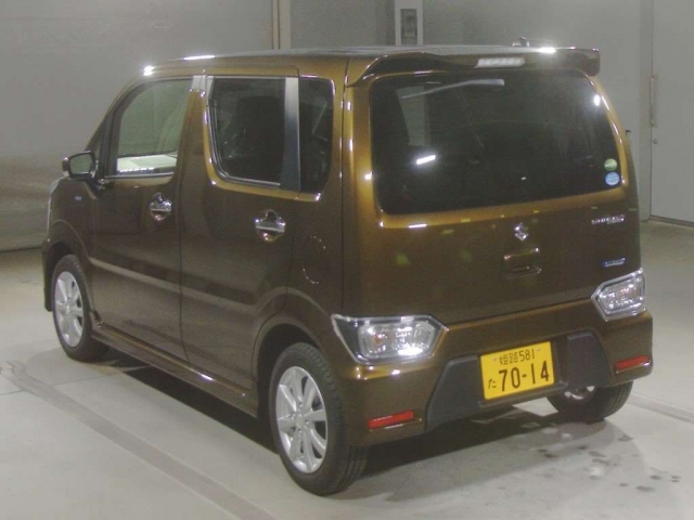 Import and buy SUZUKI WAGON R 2017 from Japan to Nairobi, Kenya