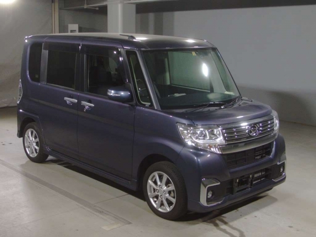 Import and buy DAIHATSU TANTO 2017 from Japan to Nairobi, Kenya