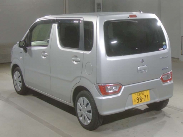 Import and buy SUZUKI WAGON R 2017 from Japan to Nairobi, Kenya