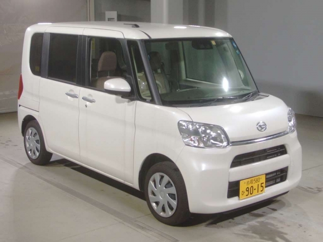 Import and buy DAIHATSU TANTO 2018 from Japan to Nairobi, Kenya