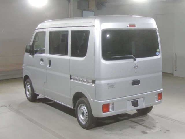 Import and buy NISSAN CLIPPER VAN 2018 from Japan to Nairobi, Kenya