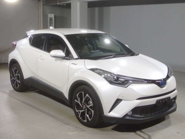 Import and buy TOYOTA C-HR 2017 from Japan to Nairobi, Kenya