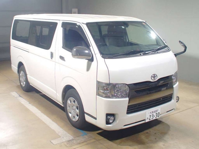 Import and buy TOYOTA HIACE VAN 2018 from Japan to Nairobi, Kenya