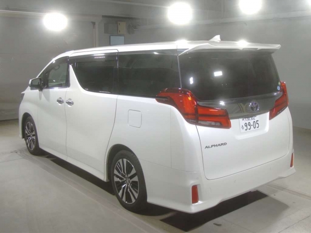 Import and buy TOYOTA ALPHARD 2018 from Japan to Nairobi, Kenya