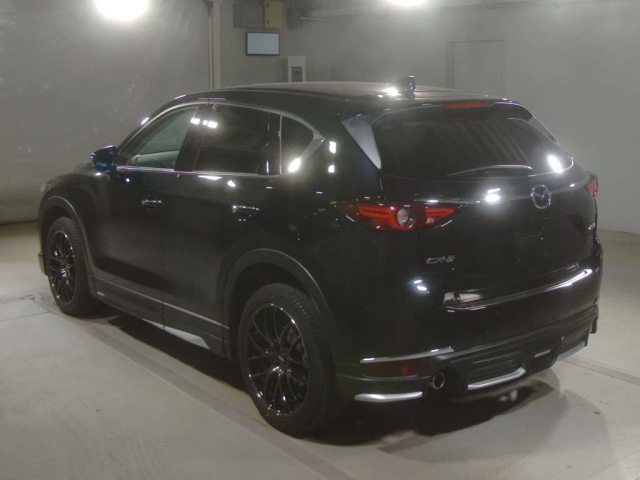 Import and buy MAZDA CX-5 2017 from Japan to Nairobi, Kenya