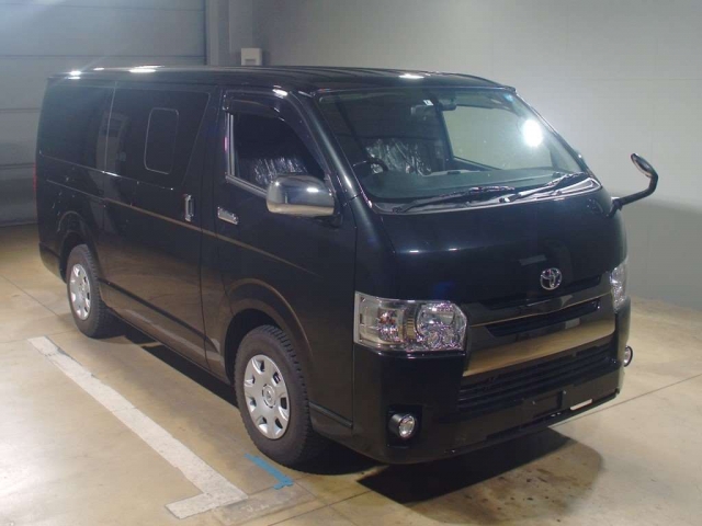 Import and buy TOYOTA HIACE VAN 2017 from Japan to Nairobi, Kenya