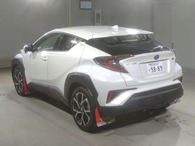 Import and buy TOYOTA C-HR 2017 from Japan to Nairobi, Kenya