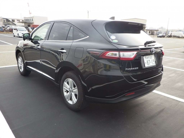 Import and buy TOYOTA HARRIER 2017 from Japan to Nairobi, Kenya