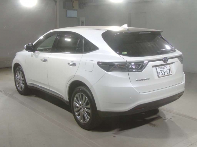 Import and buy TOYOTA HARRIER 2017 from Japan to Nairobi, Kenya