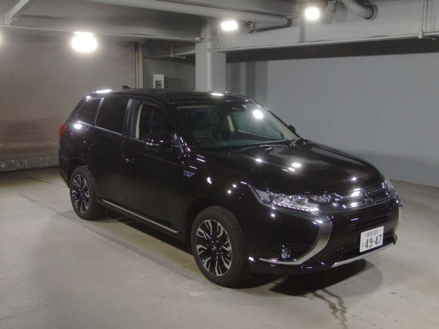 Import and buy MITSUBISHI OUTLANDER PHEV 2018 from Japan to Nairobi, Kenya