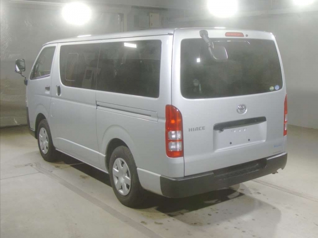 Import and buy TOYOTA HIACE VAN 2017 from Japan to Nairobi, Kenya