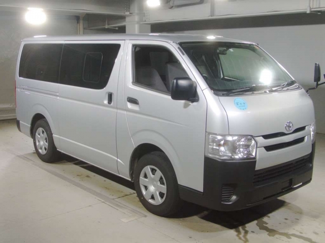 Import and buy TOYOTA HIACE VAN 2017 from Japan to Nairobi, Kenya