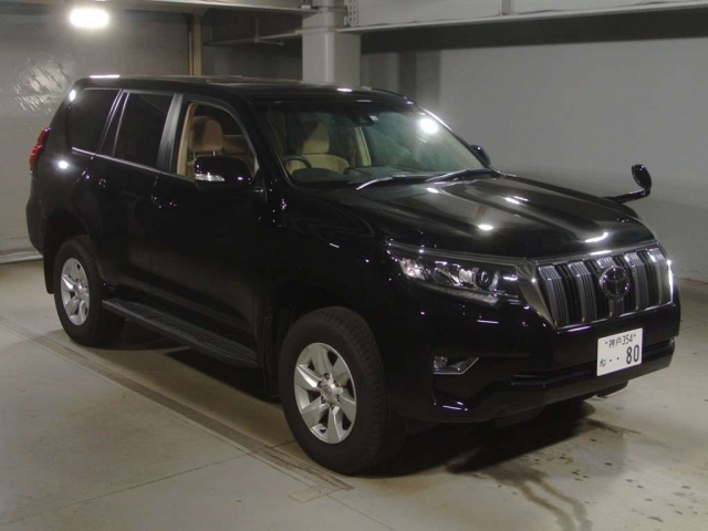 Import and buy TOYOTA LAND CRUISER PRADO 2018 from Japan to Nairobi, Kenya