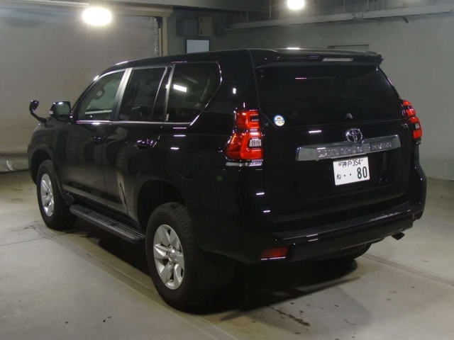 Import and buy TOYOTA LAND CRUISER PRADO 2018 from Japan to Nairobi, Kenya