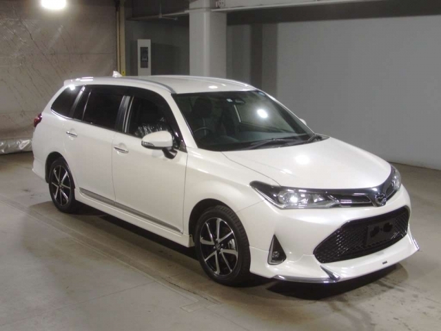 Import and buy TOYOTA COROLLA FIELDER 2018 from Japan to Nairobi, Kenya