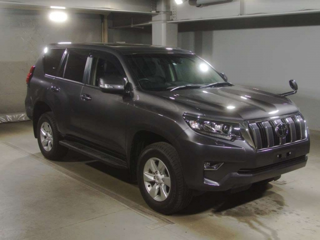 Import and buy TOYOTA LAND CRUISER PRADO 2018 from Japan to Nairobi, Kenya