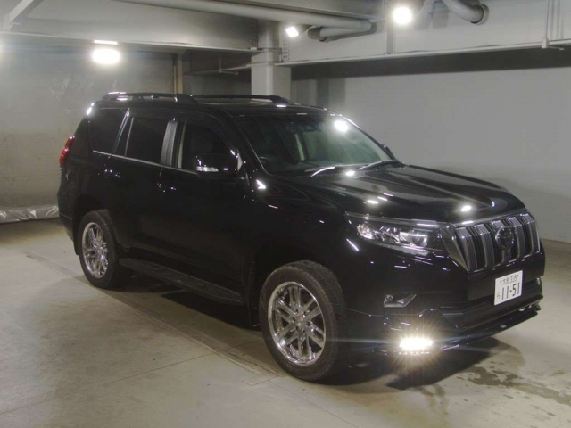 Import and buy TOYOTA LAND CRUISER PRADO 2018 from Japan to Nairobi, Kenya