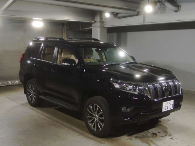 Import and buy TOYOTA LAND CRUISER PRADO 2018 from Japan to Nairobi, Kenya