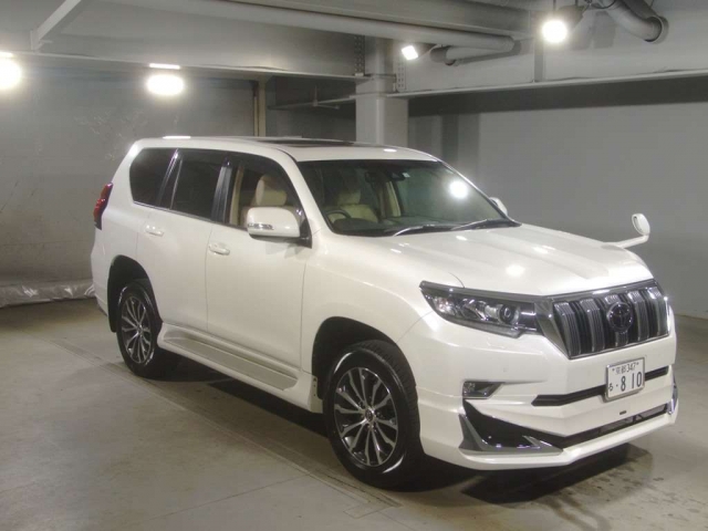 Import and buy TOYOTA LAND CRUISER PRADO 2018 from Japan to Nairobi, Kenya