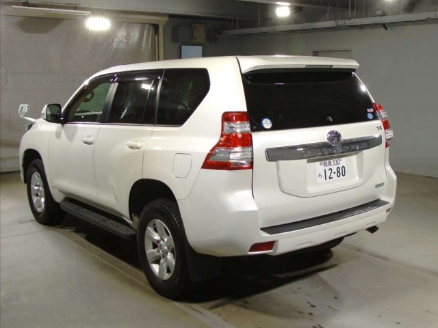 Import and buy TOYOTA LAND CRUISER PRADO 2017 from Japan to Nairobi, Kenya