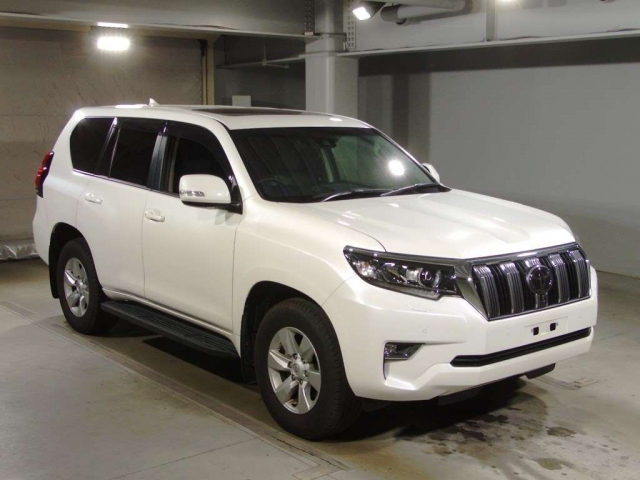 Import and buy TOYOTA LAND CRUISER PRADO 2017 from Japan to Nairobi, Kenya