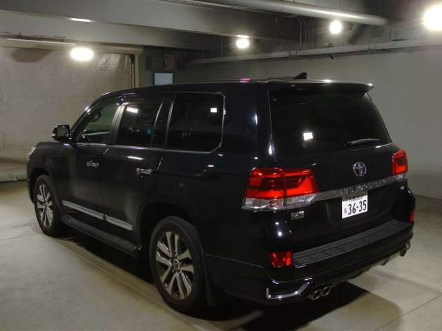 Import and buy TOYOTA LAND CRUISER 2017 from Japan to Nairobi, Kenya