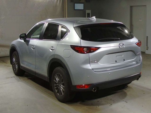 Import and buy MAZDA CX-5 2018 from Japan to Nairobi, Kenya