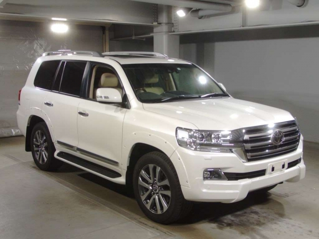 Import and buy TOYOTA LAND CRUISER 2018 from Japan to Nairobi, Kenya