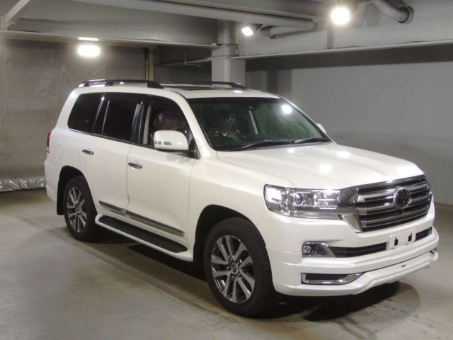 Import and buy TOYOTA LAND CRUISER 2017 from Japan to Nairobi, Kenya