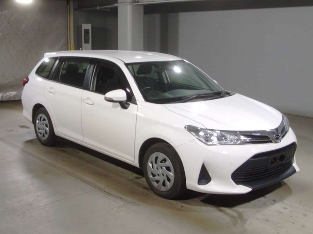 Import and buy TOYOTA COROLLA FIELDER 2018 from Japan to Nairobi, Kenya