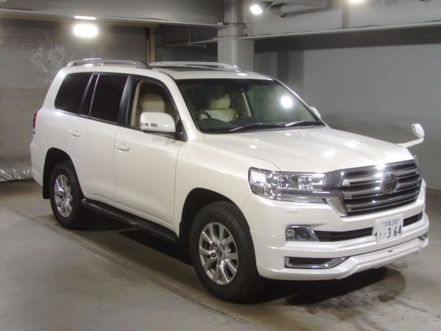 Import and buy TOYOTA LAND CRUISER 2018 from Japan to Nairobi, Kenya