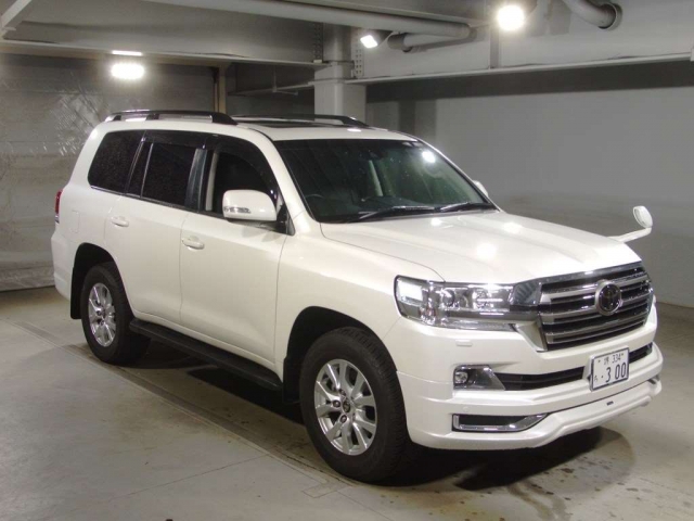 Import and buy TOYOTA LAND CRUISER 2018 from Japan to Nairobi, Kenya