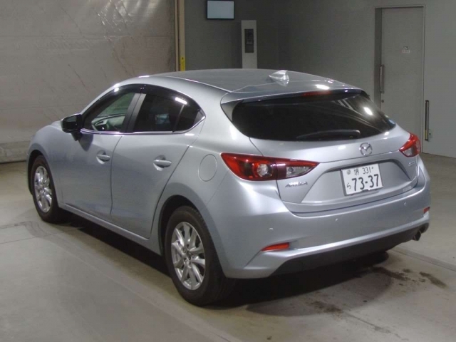 Import and buy MAZDA AXELA 2019 from Japan to Nairobi, Kenya