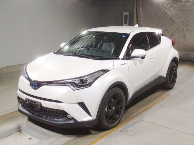 Import and buy TOYOTA C-HR 2019 from Japan to Nairobi, Kenya