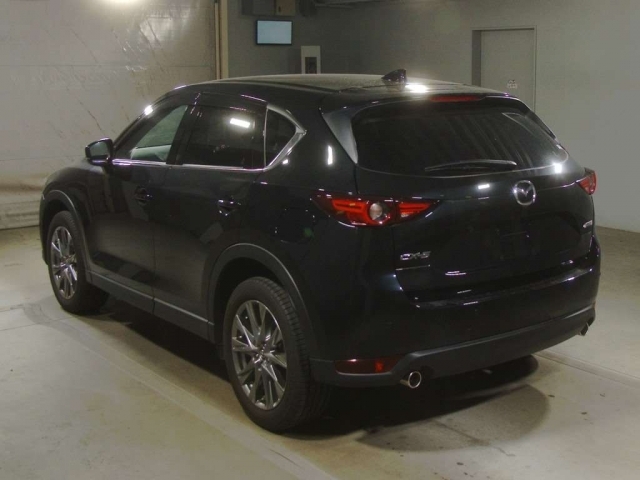 Import and buy MAZDA CX-5 2018 from Japan to Nairobi, Kenya