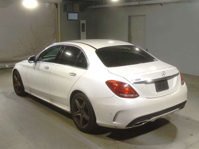 Import and buy MERCEDES BENZ C CLASS 2018 from Japan to Nairobi, Kenya