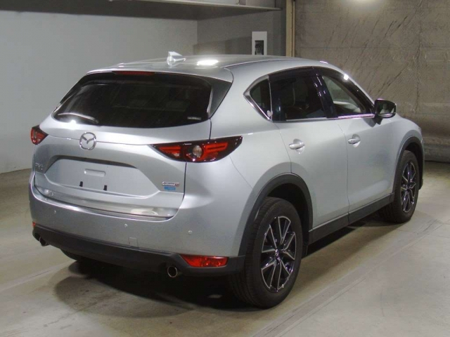 Import and buy MAZDA CX-5 2017 from Japan to Nairobi, Kenya