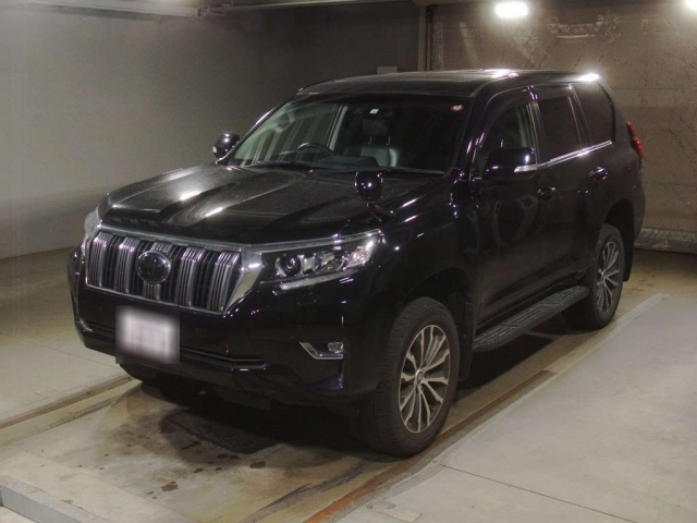 Import and buy TOYOTA LAND CRUISER PRADO 2018 from Japan to Nairobi, Kenya