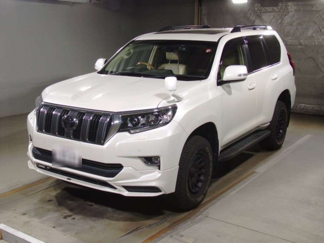 Import and buy TOYOTA LAND CRUISER PRADO 2019 from Japan to Nairobi, Kenya