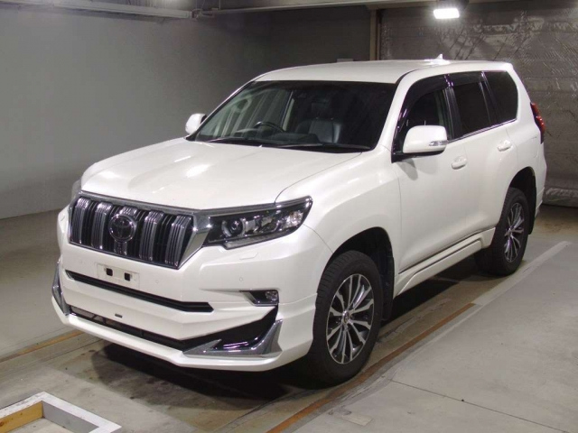 Import and buy TOYOTA LAND CRUISER PRADO 2018 from Japan to Nairobi, Kenya