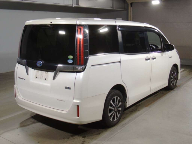 Import and buy TOYOTA ESQUIRE 2019 from Japan to Nairobi, Kenya