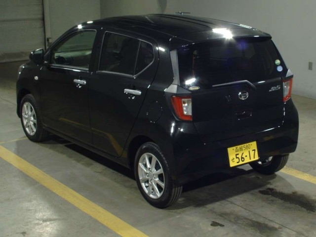 Import and buy DAIHATSU MIRA E S 2018 from Japan to Nairobi, Kenya