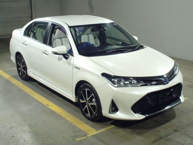 Import and buy TOYOTA COROLLA AXIO 2018 from Japan to Nairobi, Kenya