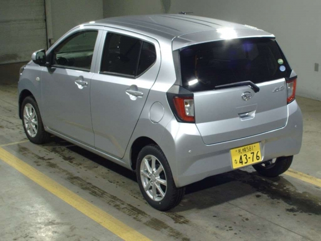 Import and buy DAIHATSU MIRA E S 2018 from Japan to Nairobi, Kenya