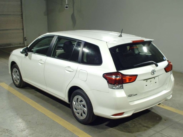 Import and buy TOYOTA COROLLA FIELDER 2018 from Japan to Nairobi, Kenya