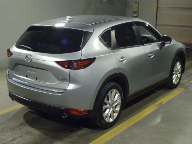 Import and buy MAZDA CX-5 2017 from Japan to Nairobi, Kenya