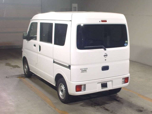 Import and buy NISSAN CLIPPER VAN 2018 from Japan to Nairobi, Kenya