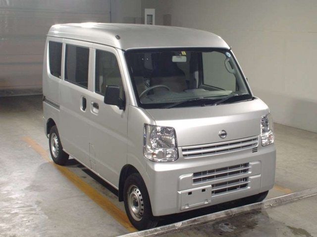 Import and buy NISSAN CLIPPER VAN 2018 from Japan to Nairobi, Kenya